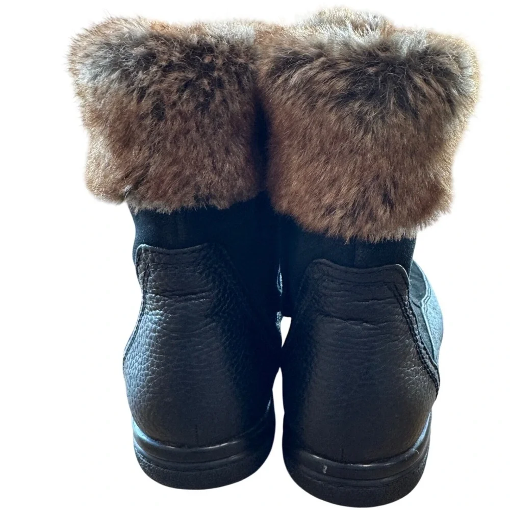 Clarks Winter Boots Womens 6.5 Black Faux Fur Suede Leather 26115744 Gorpcore